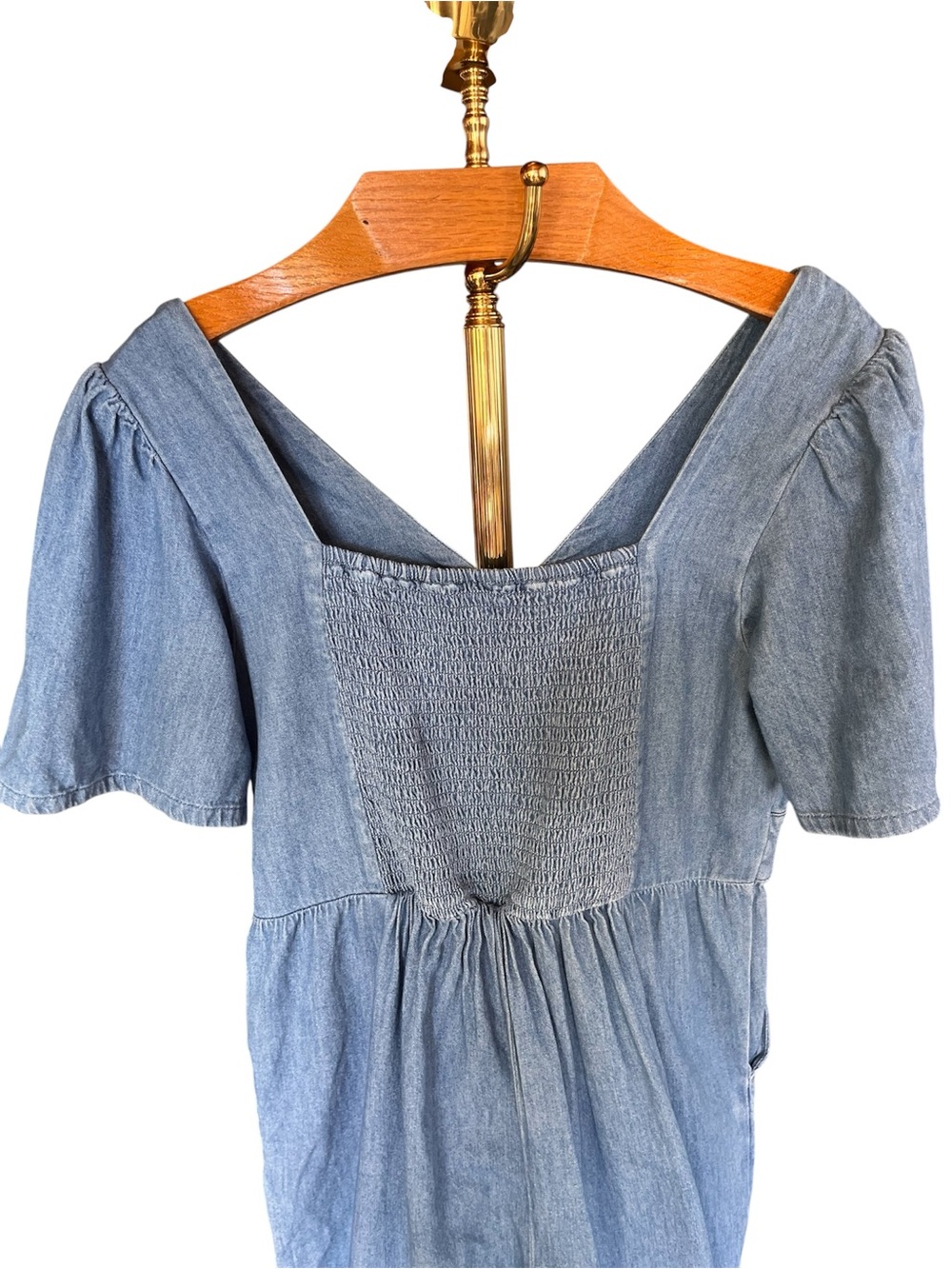 Old Navy Waist-Defined Smocked Denim Jumpsuit Chambray Large - Picture 7 of 14